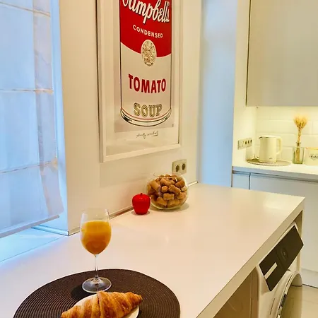 Apartment Royal In Old Town