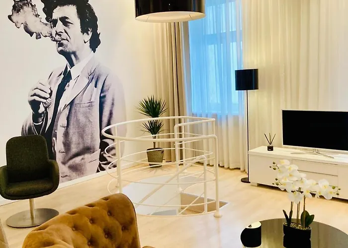 Royal In Old Town Apartament *