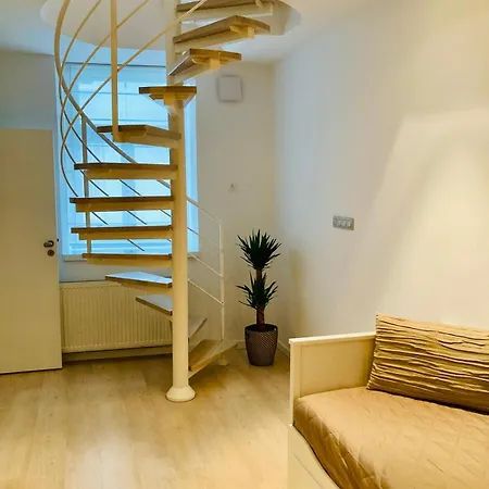 Apartment Royal In Old Town Bratislava